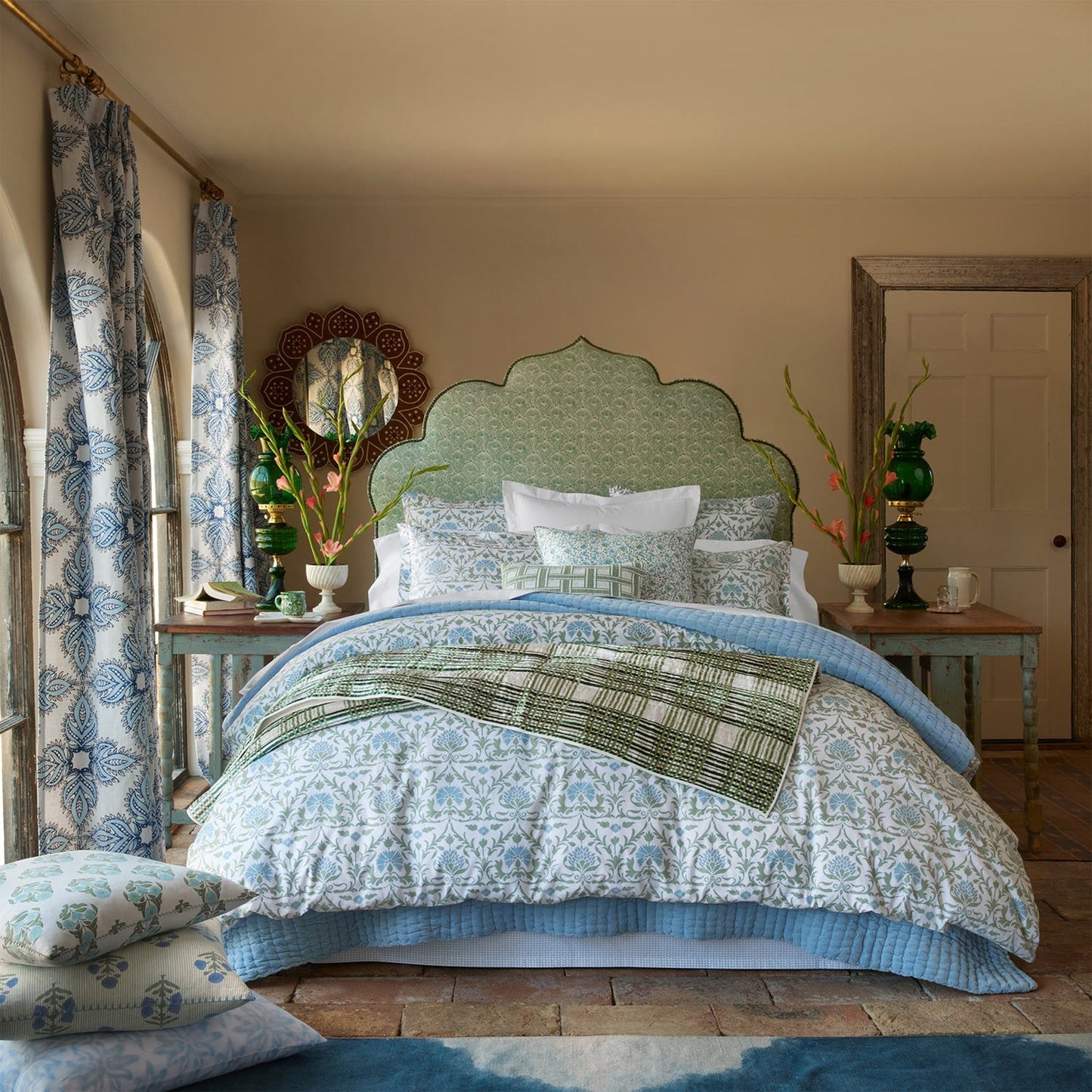 Vidya Leaf Organic Duvet - Size Twin / Twin XL