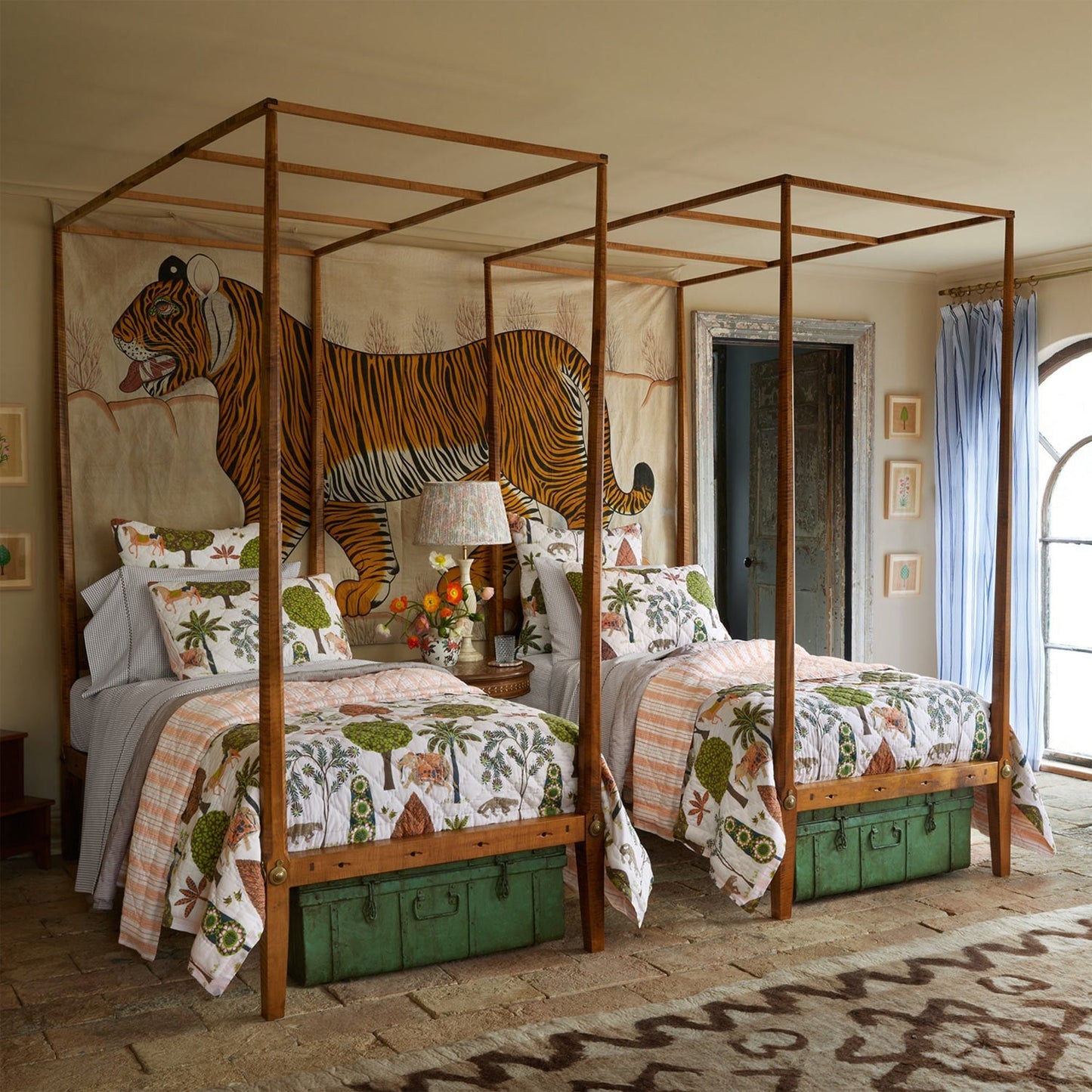 Vivaan Sand Quilt - Size Twin / Twin XL