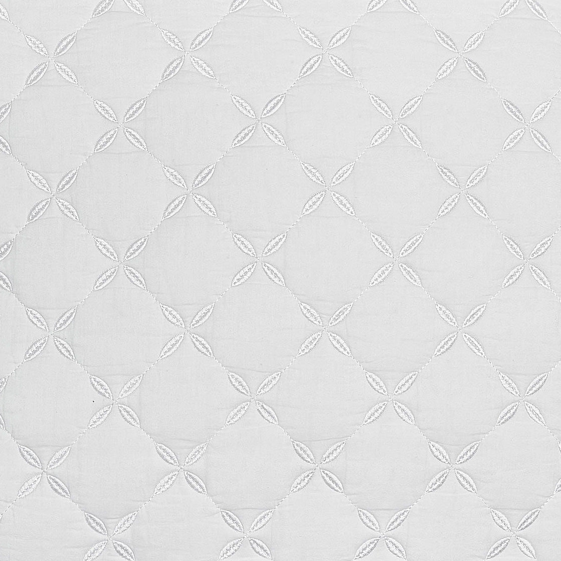 Layla White Quilt - Size Twin / Twin XL